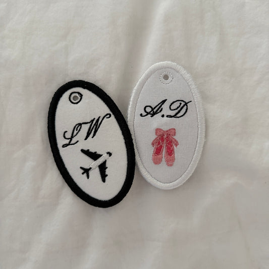 Icon Oval Charm