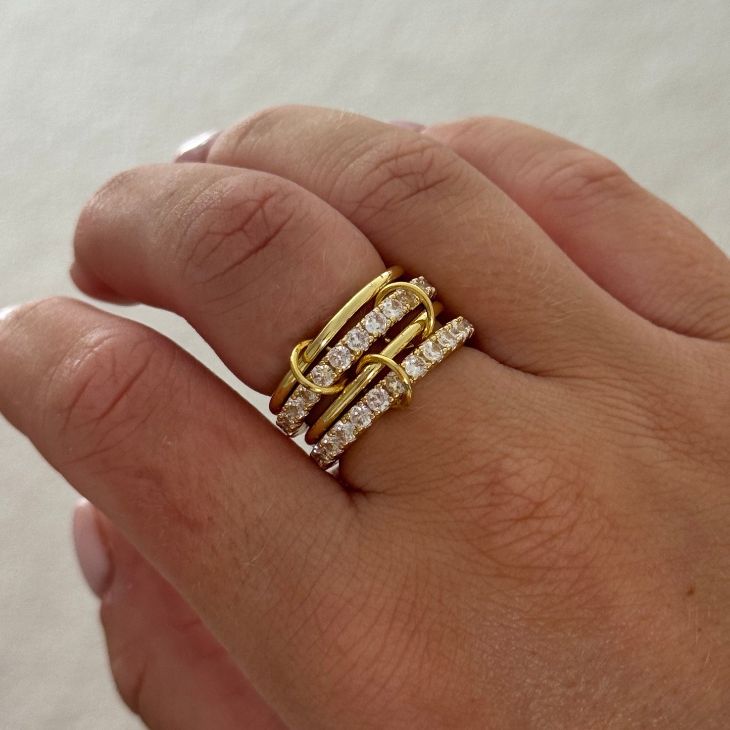 Crystal Bold Linked Ring